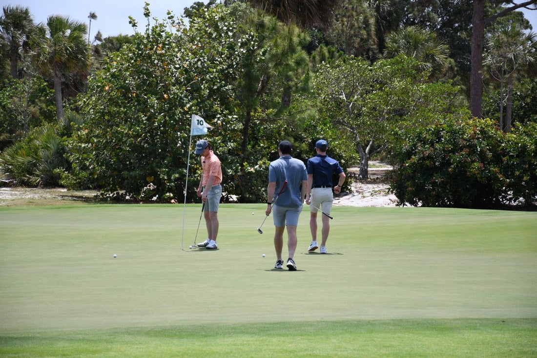 What to Eat and Drink During a Round of Golf: A Simple 18-Hole Nutrition Plan - Hydracaddie